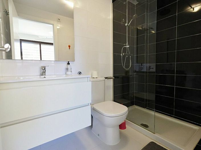 Image No.9-3 Bed Apartment for sale