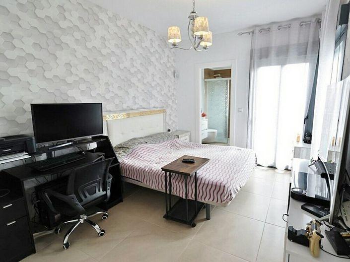 Image No.5-3 Bed Townhouse for sale