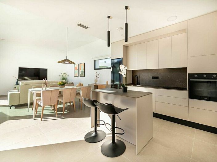 Image No.4-3 Bed Villa for sale