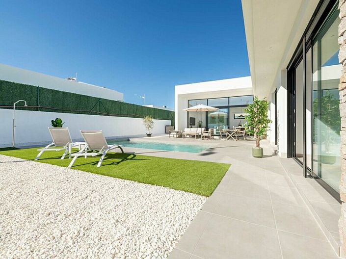 Image No.6-3 Bed Villa for sale