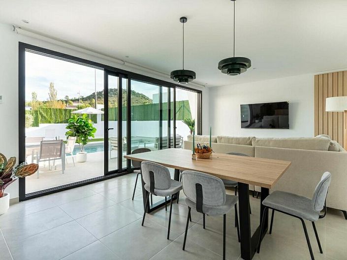 Image No.5-3 Bed Villa for sale