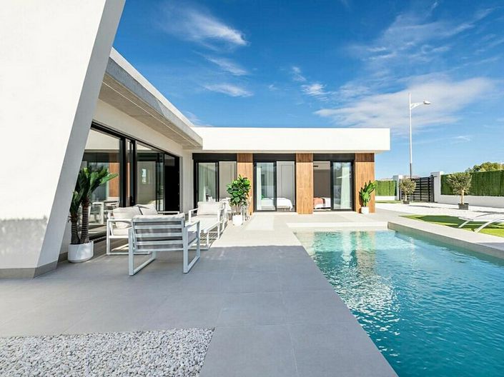 Image No.7-3 Bed Villa for sale