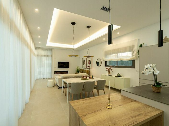 Image No.14-3 Bed Villa for sale