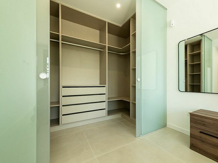 Image No.9-3 Bed Villa for sale