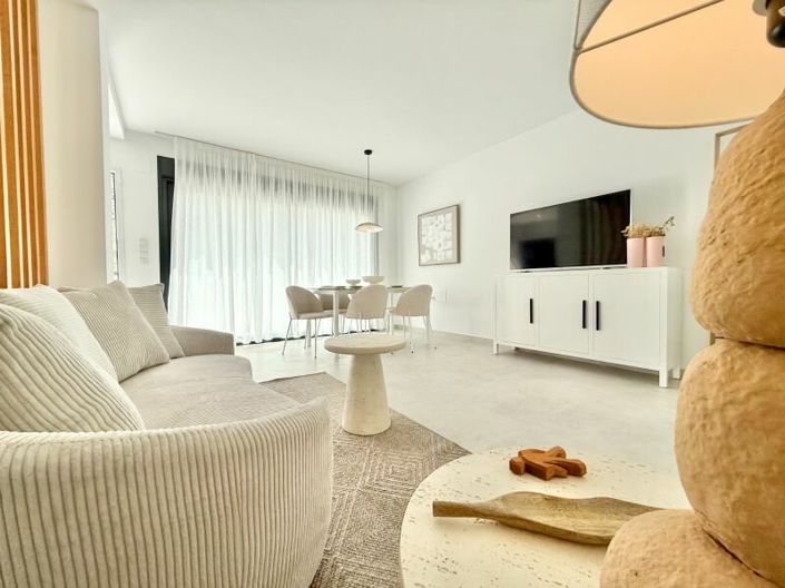 Image No.5-3 Bed Townhouse for sale