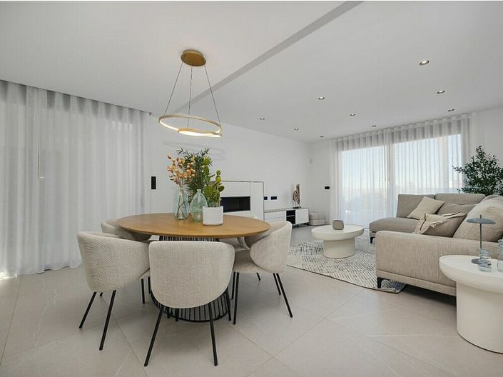 Image No.4-3 Bed Villa for sale