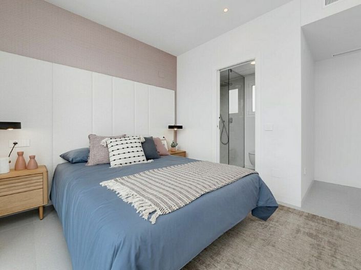 Image No.3-3 Bed Villa for sale