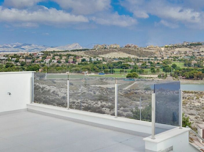 Image No.9-3 Bed Villa for sale