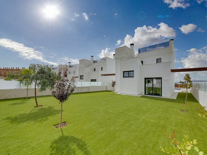 Image No.5-Villa de 3 chambres à vendre à Alicante City