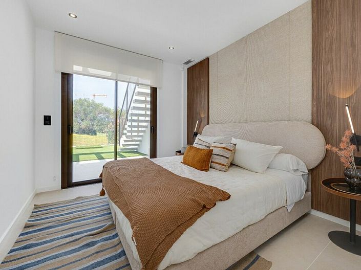 Image No.13-4 Bed Villa for sale