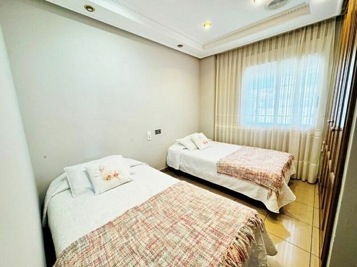 Image No.10-5 Bed Villa for sale