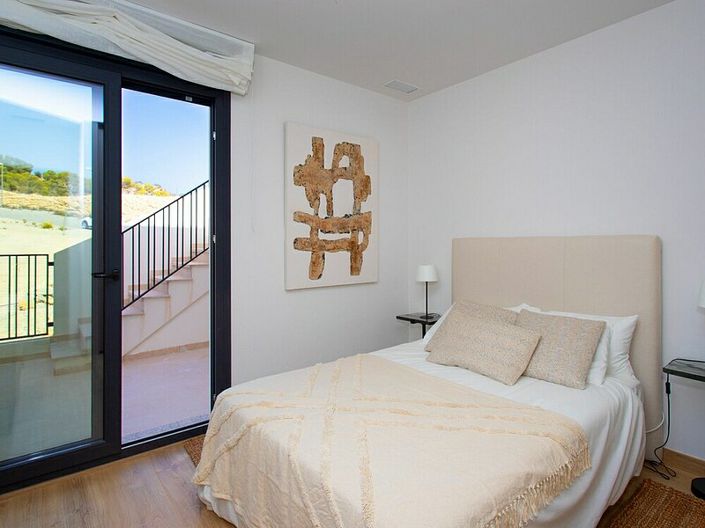 Image No.6-3 Bed Villa for sale