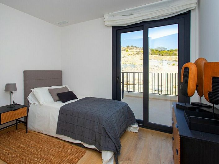 Image No.7-3 Bed Villa for sale