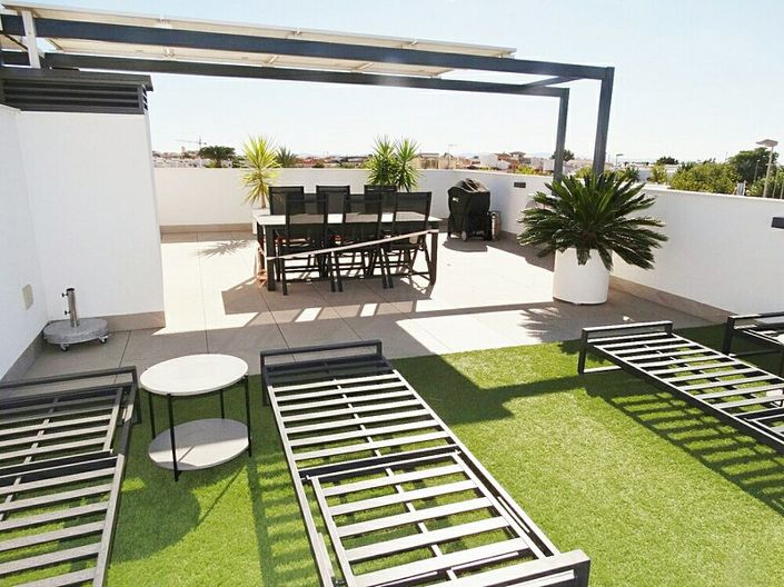 Image No.12-3 Bed Apartment for sale