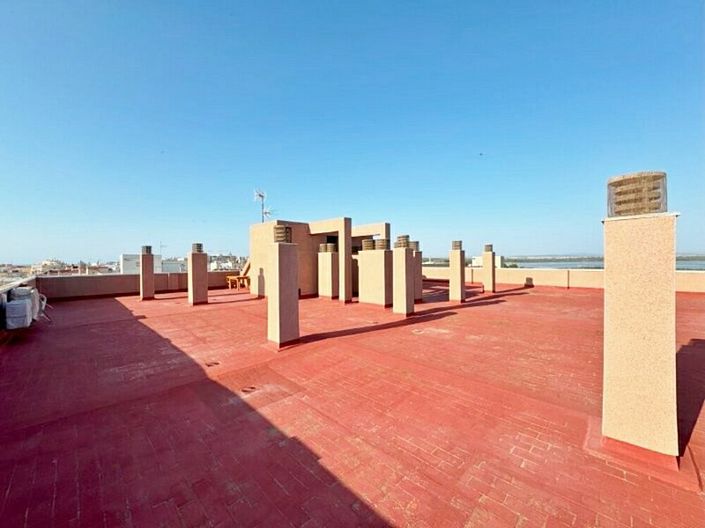 Image No.14-3 Bed Apartment for sale