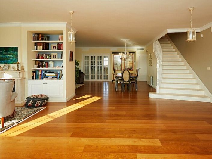 Image No.5-5 Bed Villa for sale