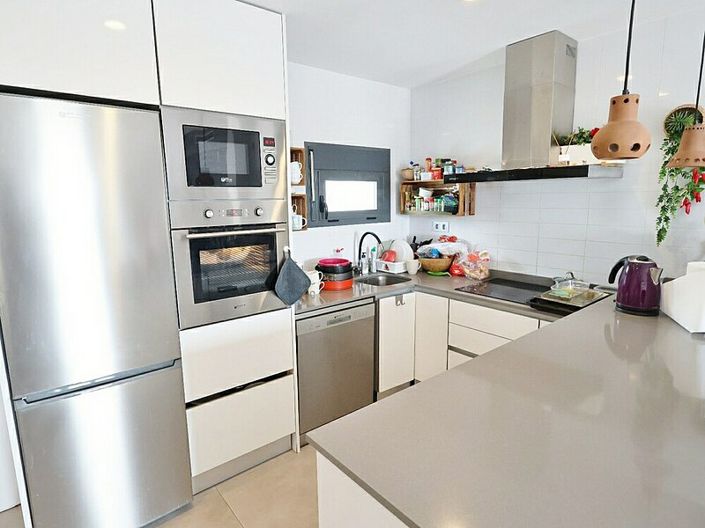 Image No.6-2 Bed Apartment for sale