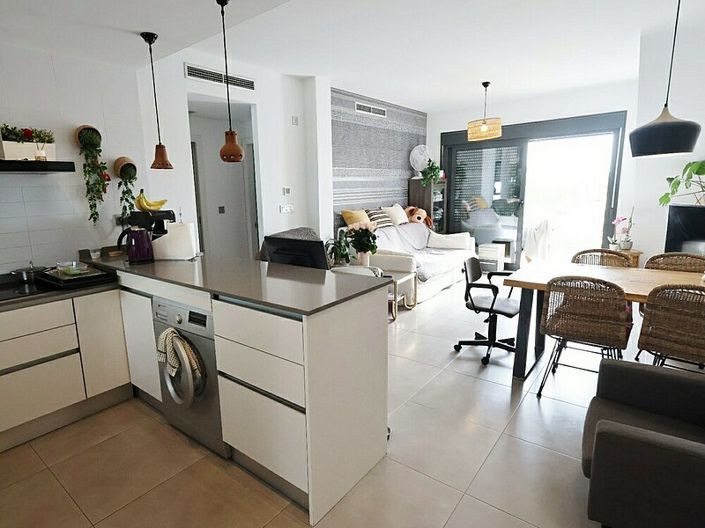 Image No.8-2 Bed Apartment for sale