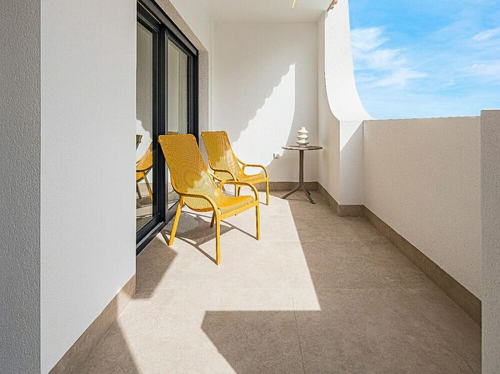 Image No.12-2 Bed Apartment for sale