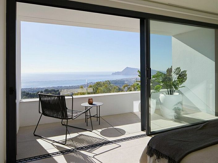 Image No.14-4 Bed Villa for sale