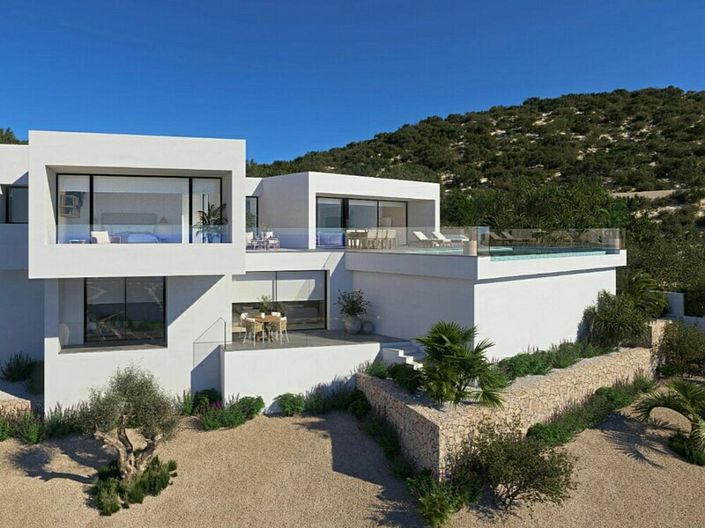 Image No.10-3 Bed Villa for sale