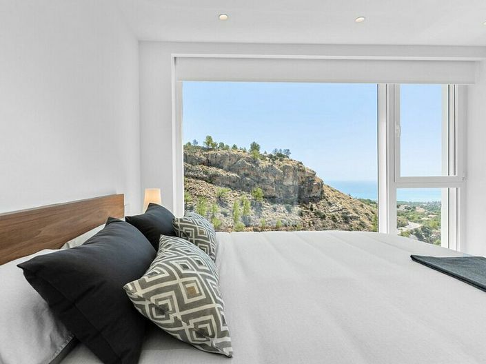 Image No.11-4 Bed Villa for sale