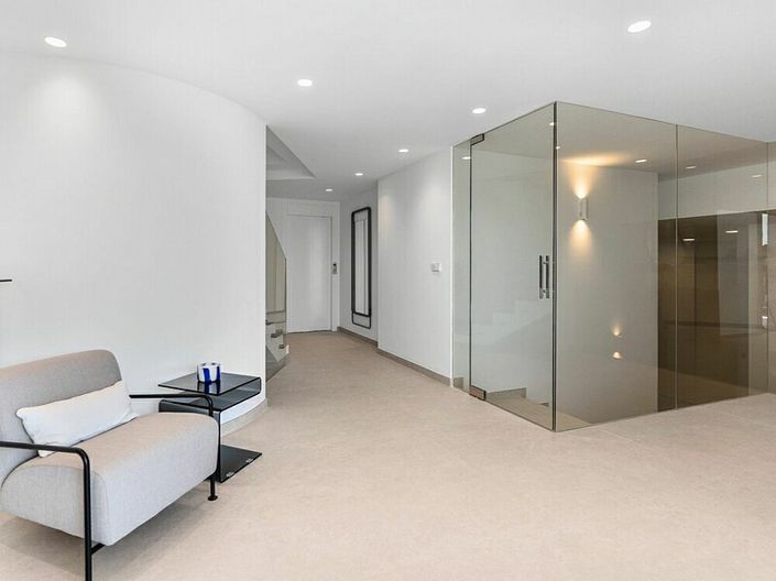 Image No.5-4 Bed Villa for sale