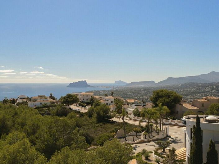 Image No.4-4 Bed Villa for sale