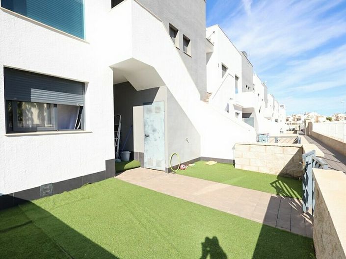 Image No.10-2 Bed Apartment for sale