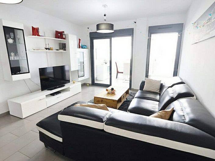 Image No.12-2 Bed Apartment for sale