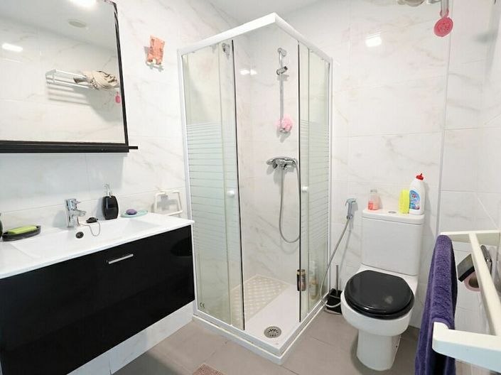 Image No.9-2 Bed Apartment for sale