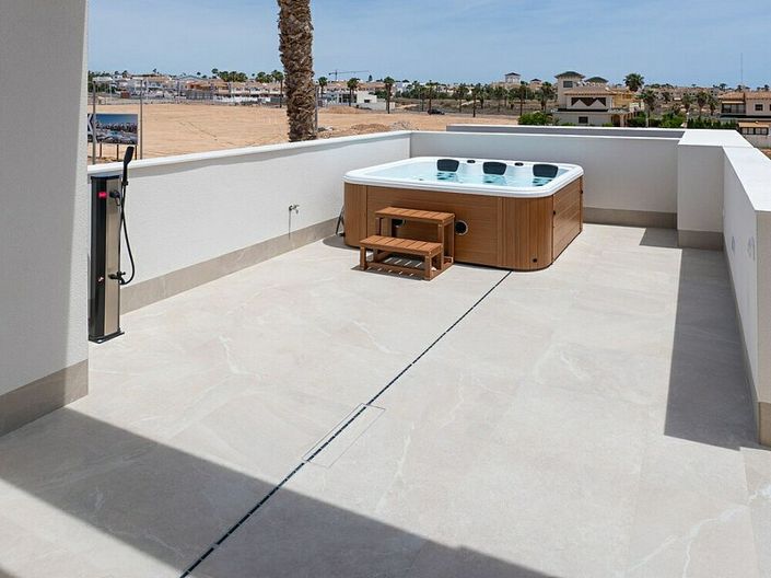 Image No.13-3 Bed Villa for sale