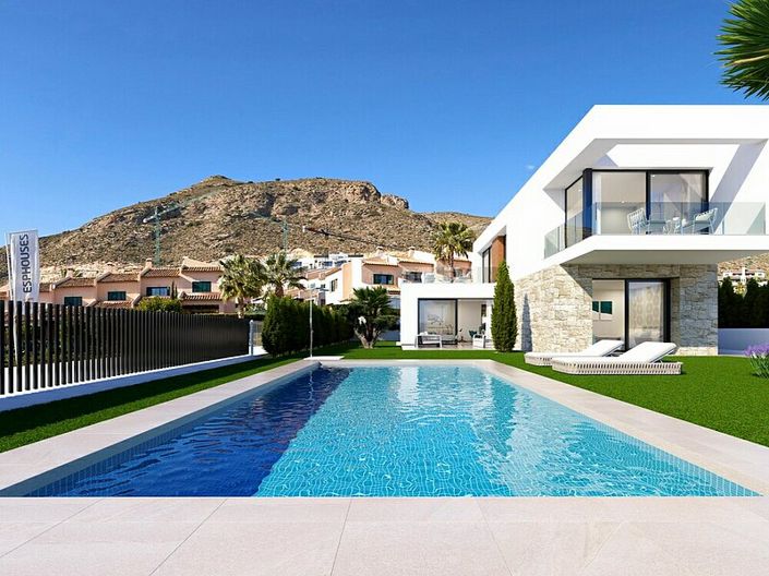 Image No.15-3 Bed Villa for sale