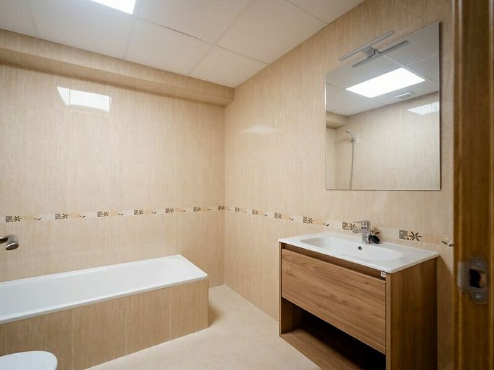 Image No.12-2 Bed Apartment for sale