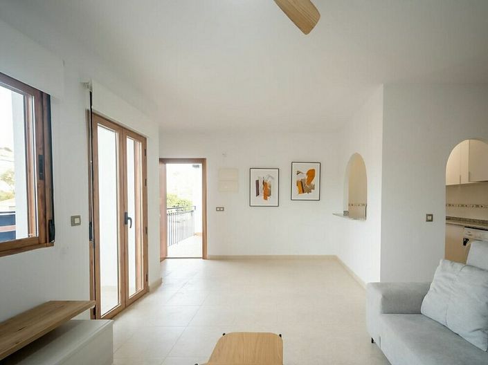 Image No.5-2 Bed Apartment for sale