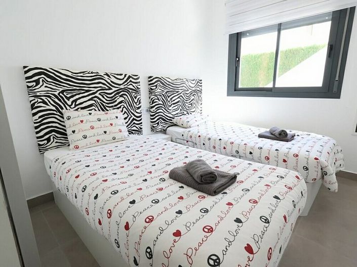 Image No.13-2 Bed Apartment for sale