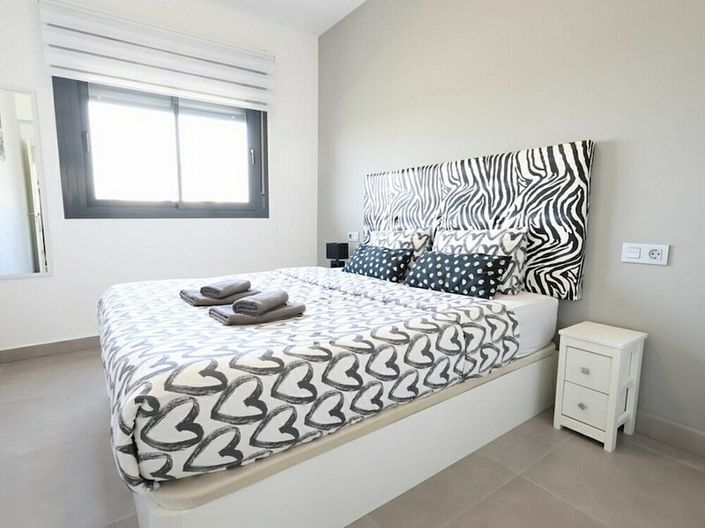 Image No.15-2 Bed Apartment for sale