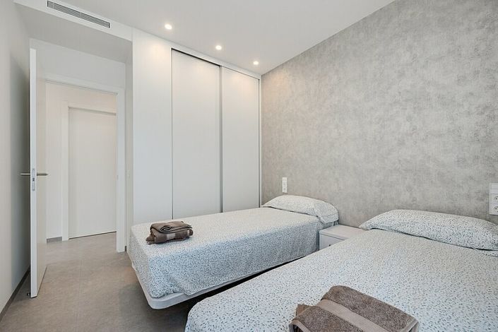 Image No.5-2 Bed Apartment for sale