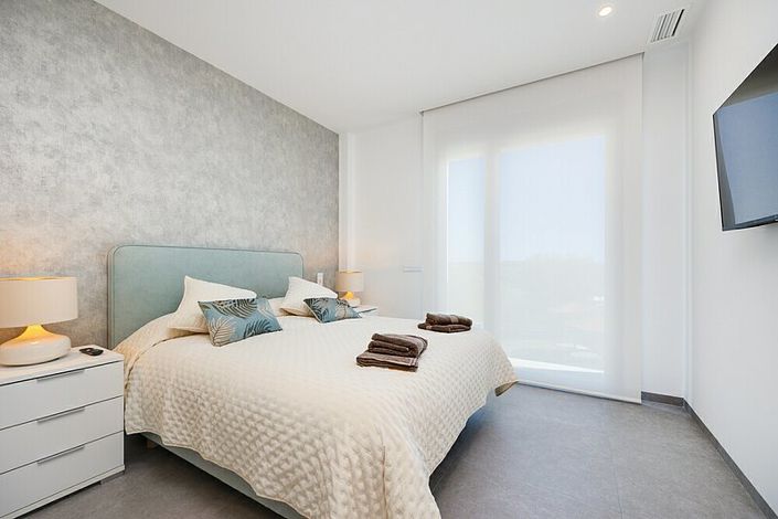 Image No.6-2 Bed Apartment for sale