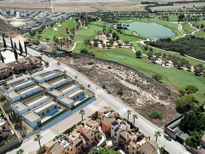 Image No.8-3 Bed Villa for sale