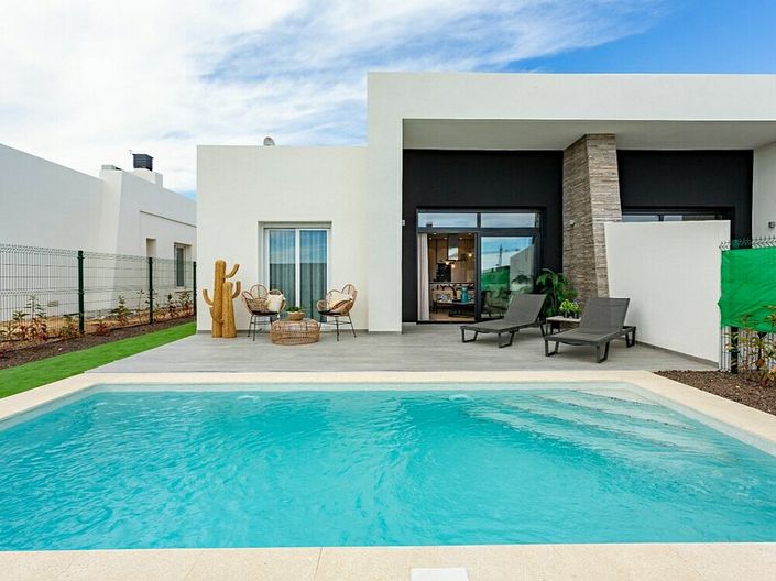 Image No.15-3 Bed Villa for sale