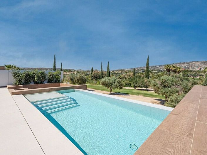 Image No.15-3 Bed Villa for sale