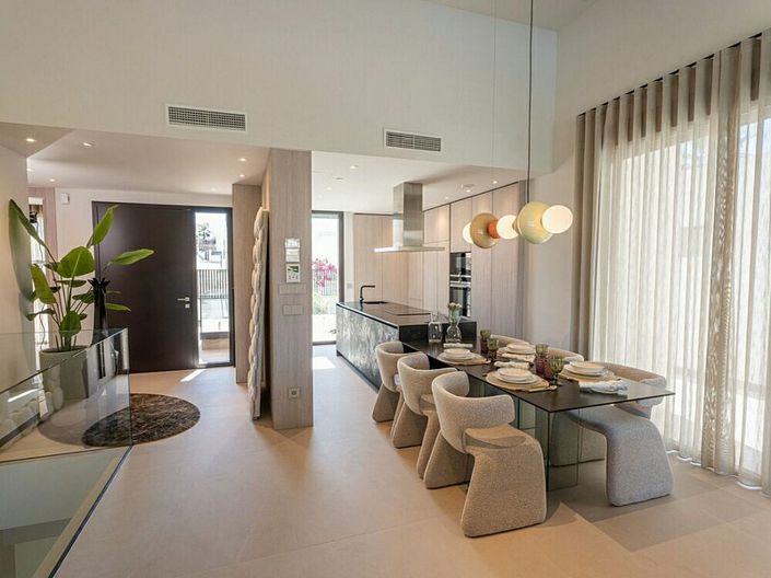 Image No.8-3 Bed Villa for sale