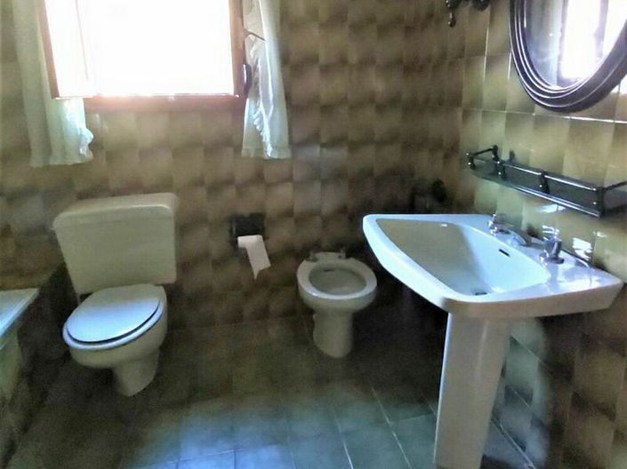 Image No.13-4 Bed Villa for sale