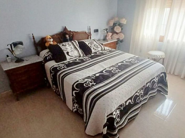 Image No.10-3 Bed Villa for sale