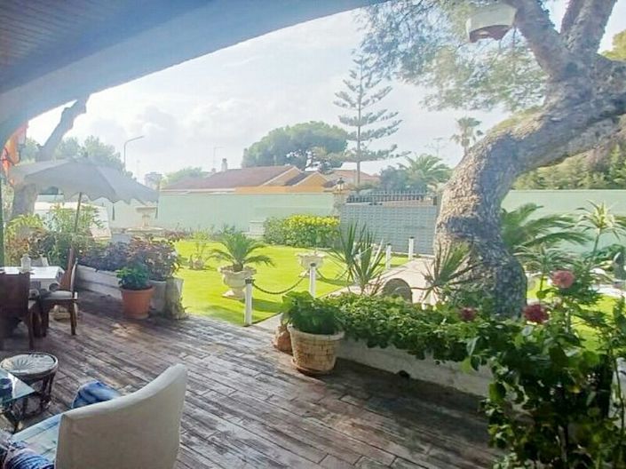 Image No.11-3 Bed Villa for sale