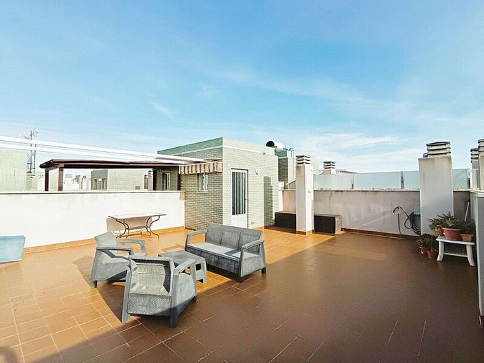 Image No.16-2 Bed Apartment for sale