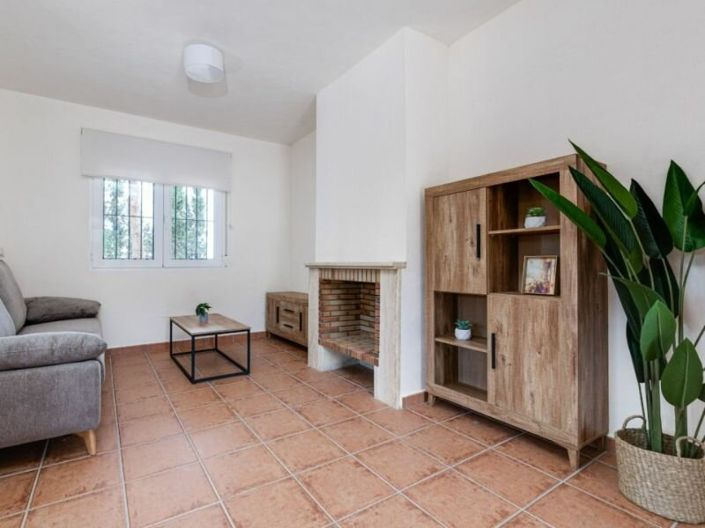 Image No.8-2 Bed Villa for sale