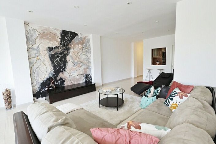 Image No.14-3 Bed Apartment for sale