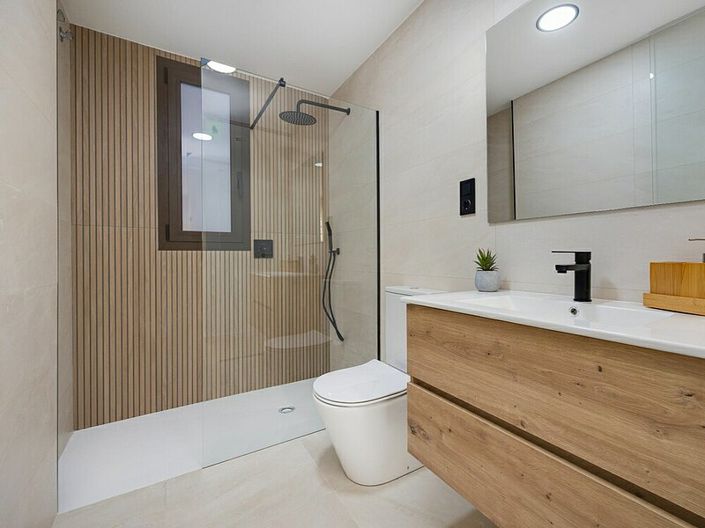 Image No.14-2 Bed Apartment for sale